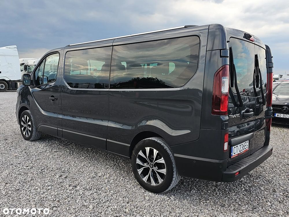 Renault Trafic 2.0 dCi - 7