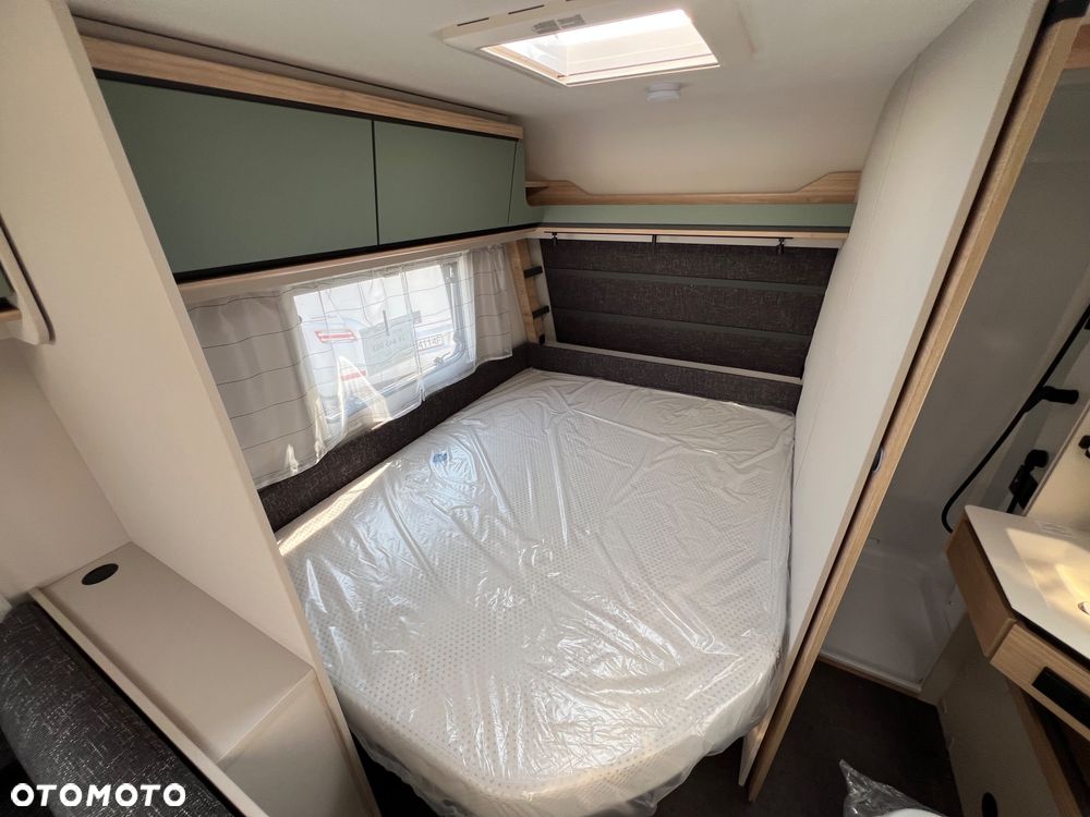 Dethleffs Camper 560 FMK - 24