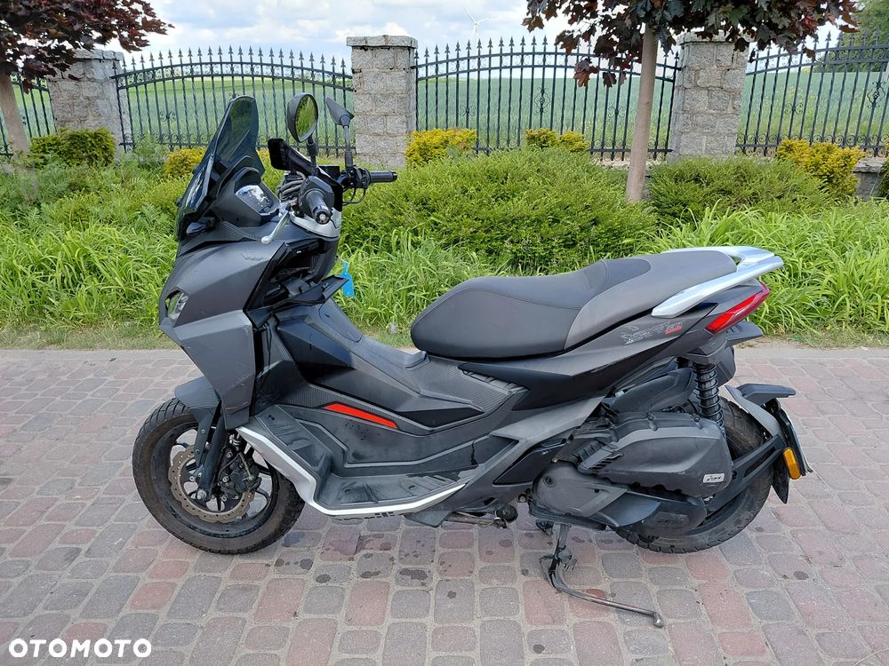 Aprilia SR - 3