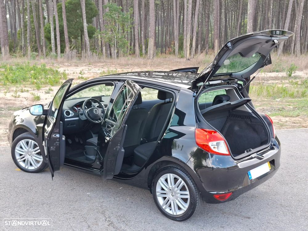 Renault Clio - 13