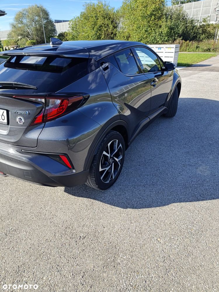 Toyota C-HR - 6