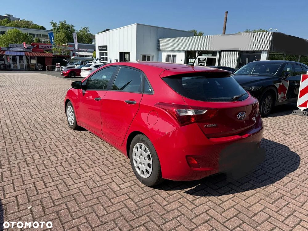 Hyundai i30 1.4 Passion - 4