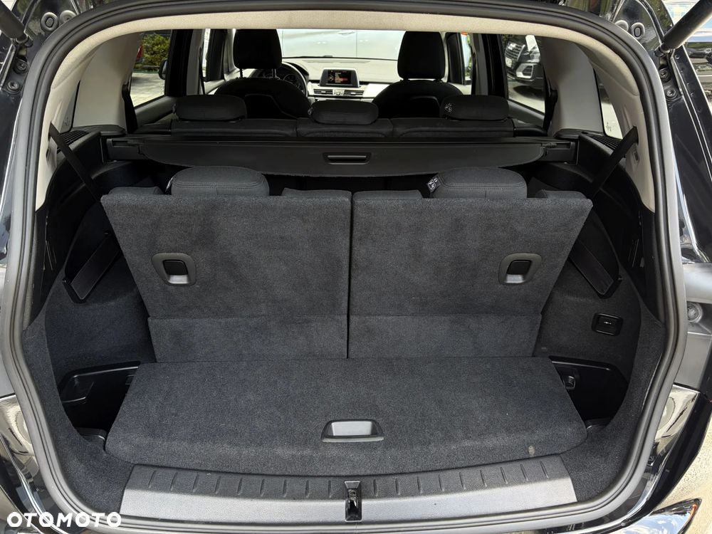 BMW Seria 2 218d Sport-Aut Advantage - 35