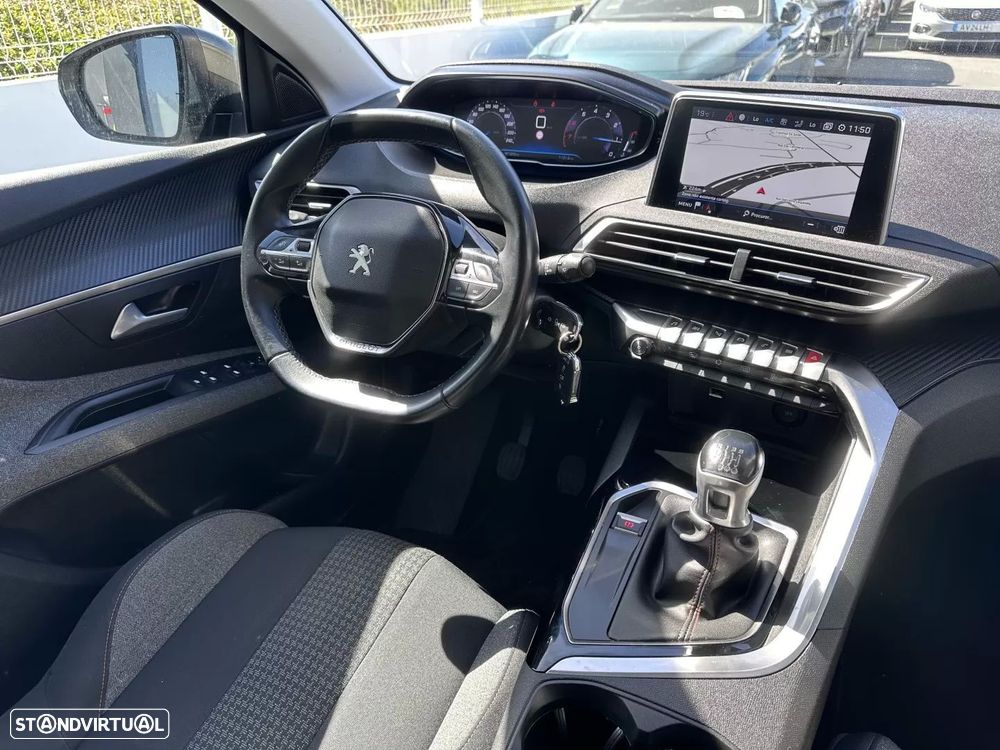 Peugeot 3008 1.2 PureTech Allure Pack - 15