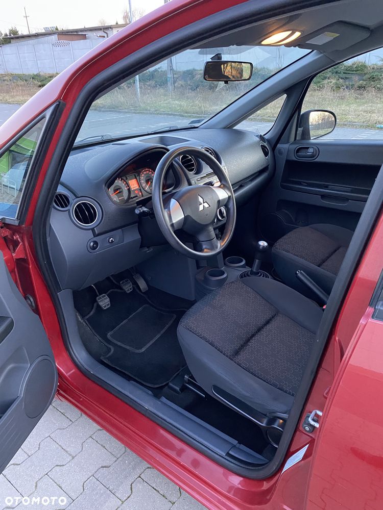 Mitsubishi Colt 1.3 Inform - 12