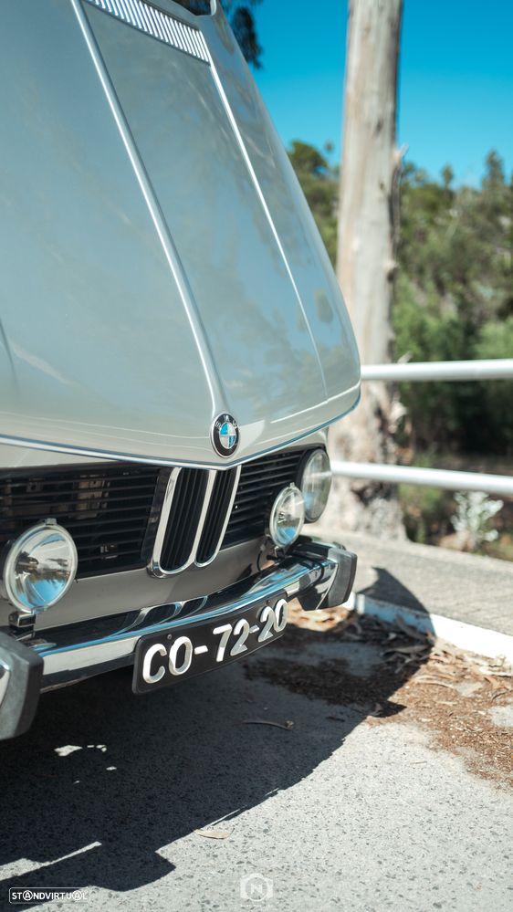 BMW 2002 - 12
