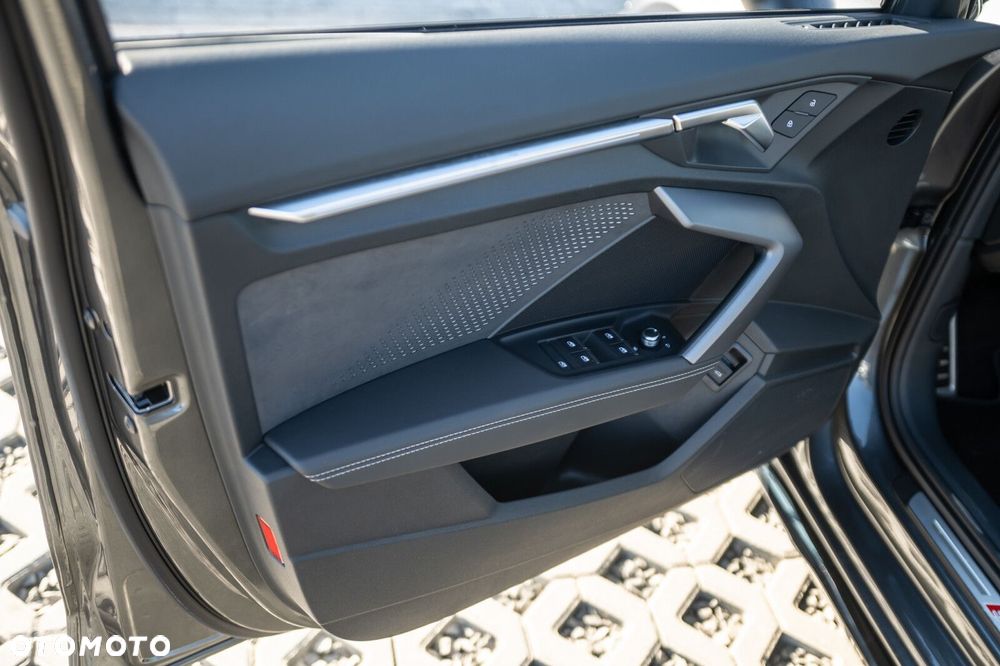 Audi S3 Sportback - 15