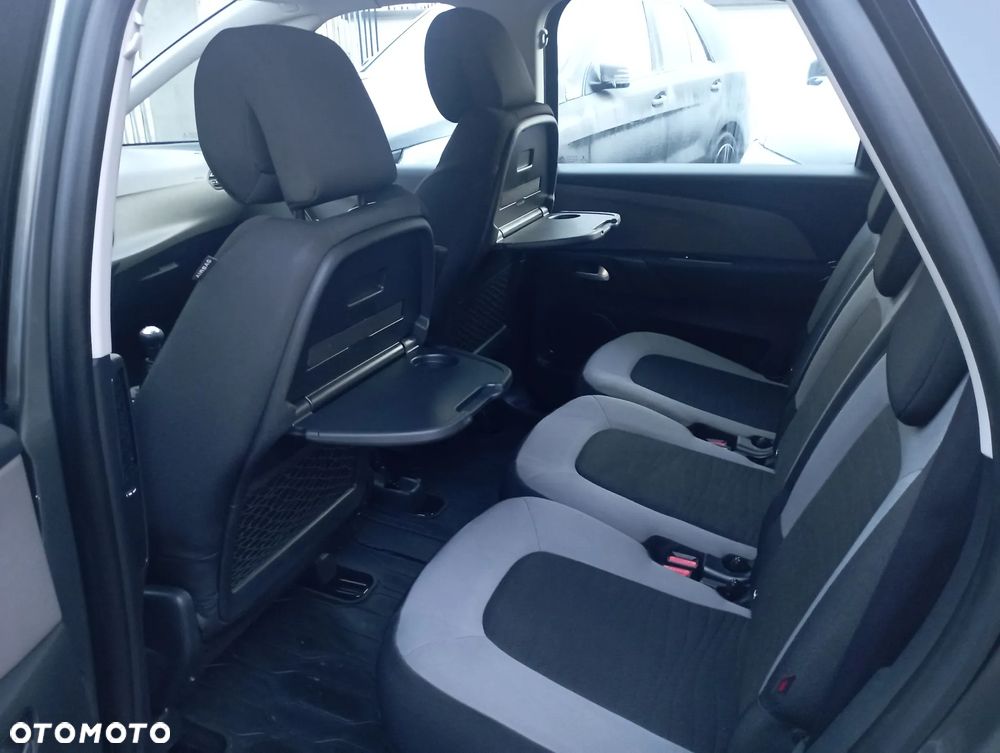 Citroën C4 Picasso 1.6 VTi Attraction - 11