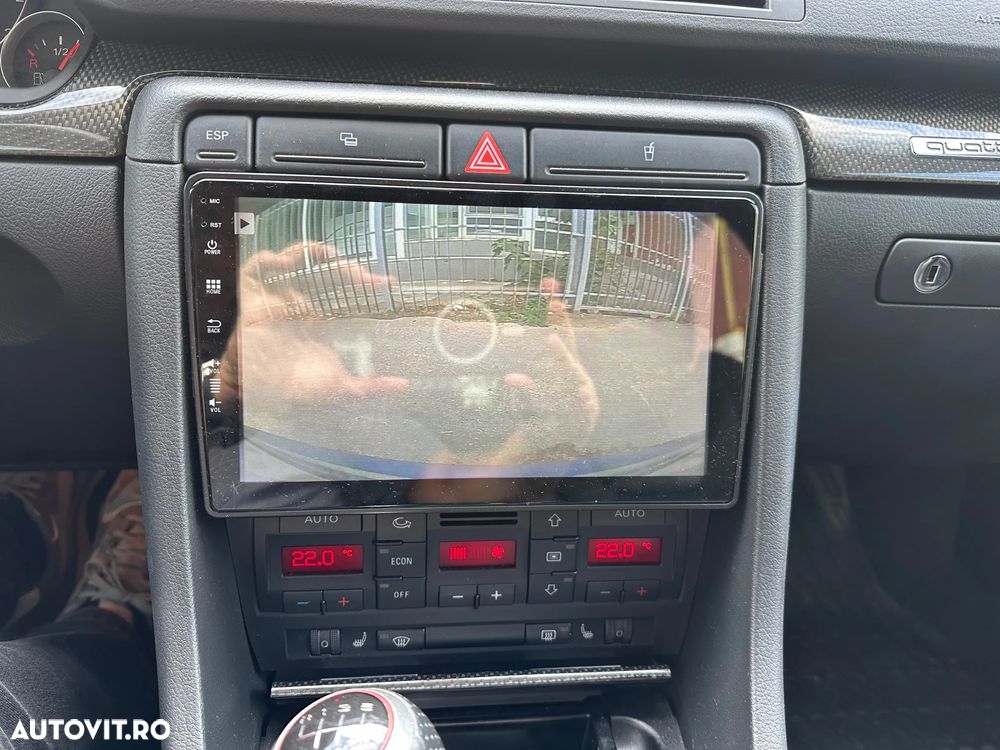 Audi A4 2.0 T FSI quattro - 16