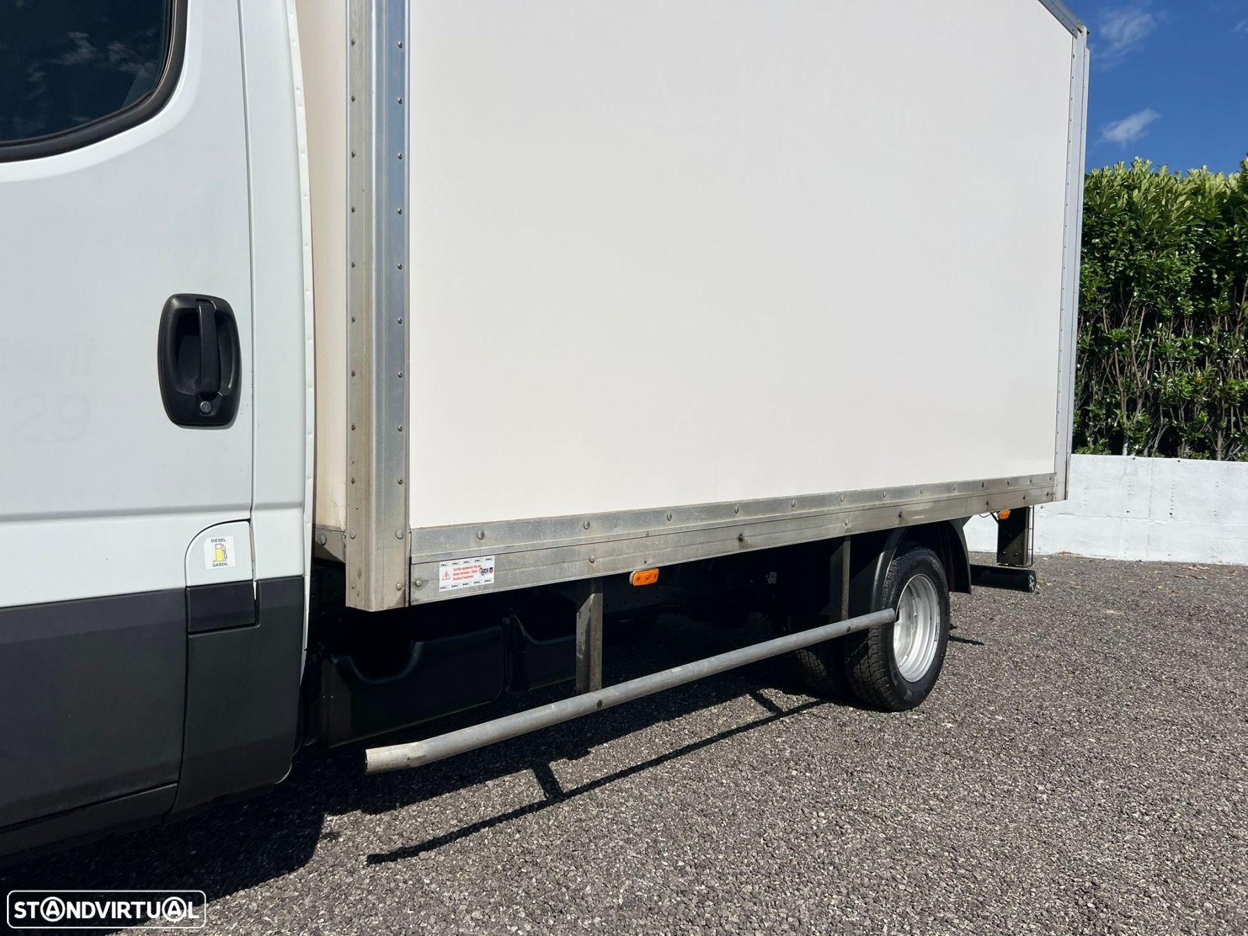 Iveco Daily 35-160 3 LUGARES - 22