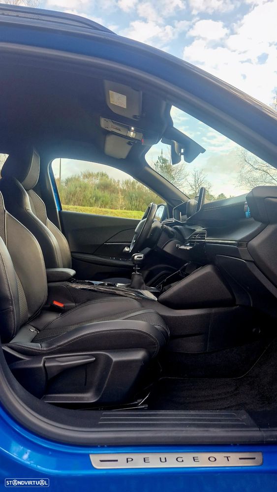 Peugeot 2008 1.5 BlueHDi GT Line - 3