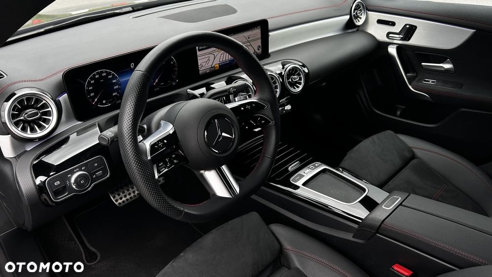Mercedes-Benz CLA 200 AMG Line 7G-DCT - 10
