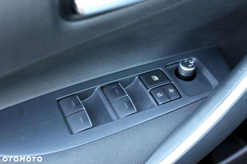 Toyota Corolla 1.8 Hybrid Comfort - 21