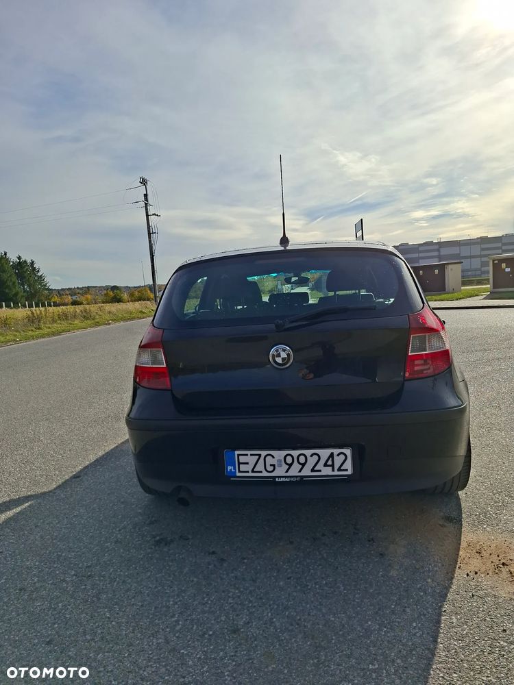 BMW Seria 1 2006 photo 4