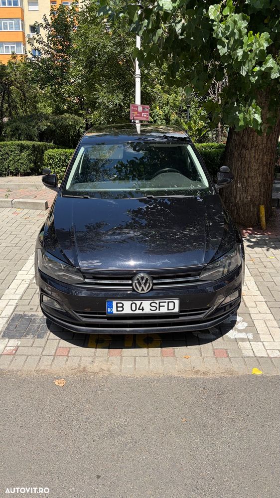 Volkswagen Polo - 1
