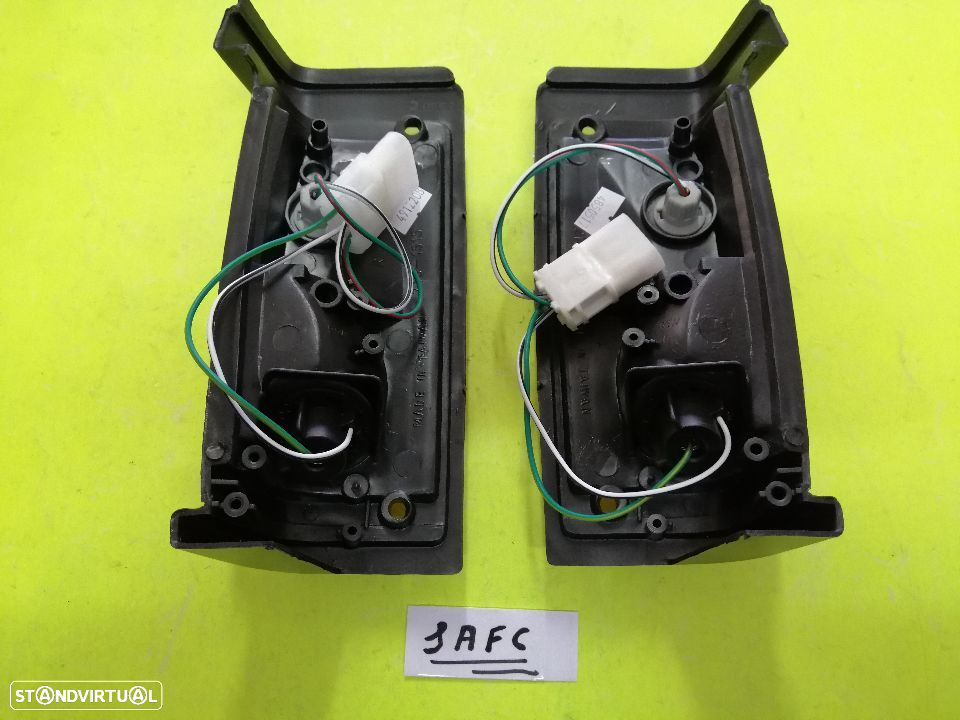 Farolins de pisca frente Nissan Pickup D21 anos de 1986 até 1993 NOVOS - 2