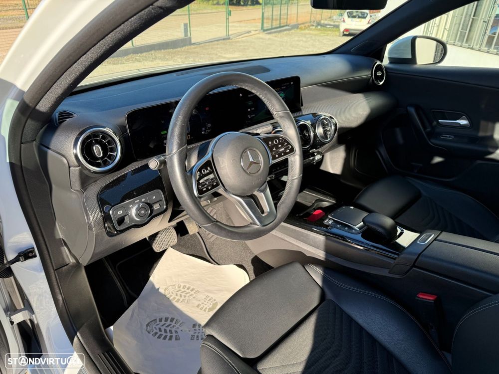 Mercedes-Benz A 250 e Style Plus - 12