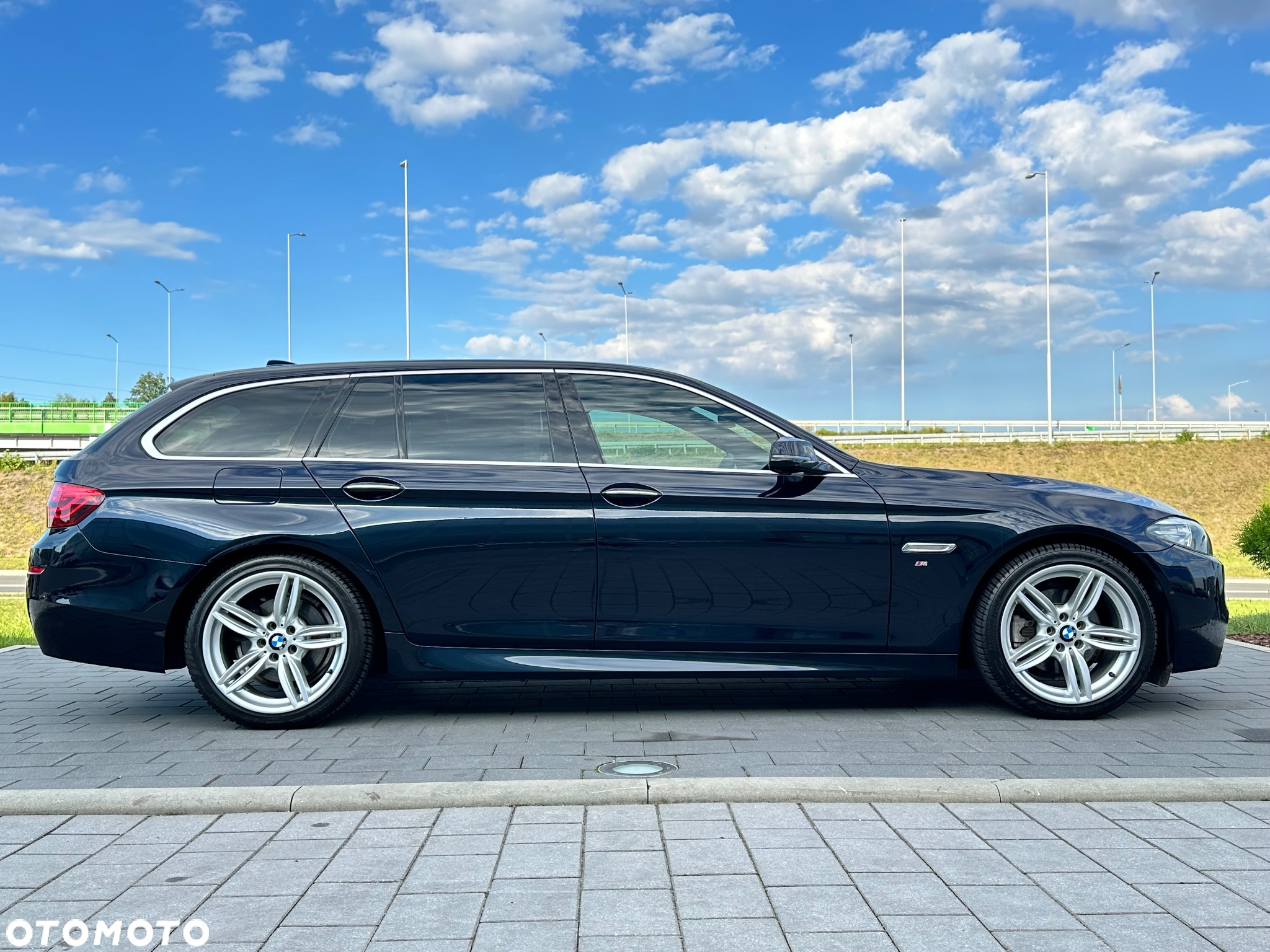 BMW Seria 5 520d Touring Sport-Aut - 6