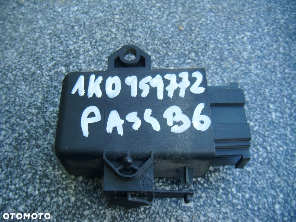 vw passat b6 moduł podgrzewanych foteli 1k0959772 - 1