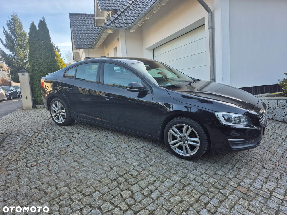 Volvo S60 D3 Momentum - 3