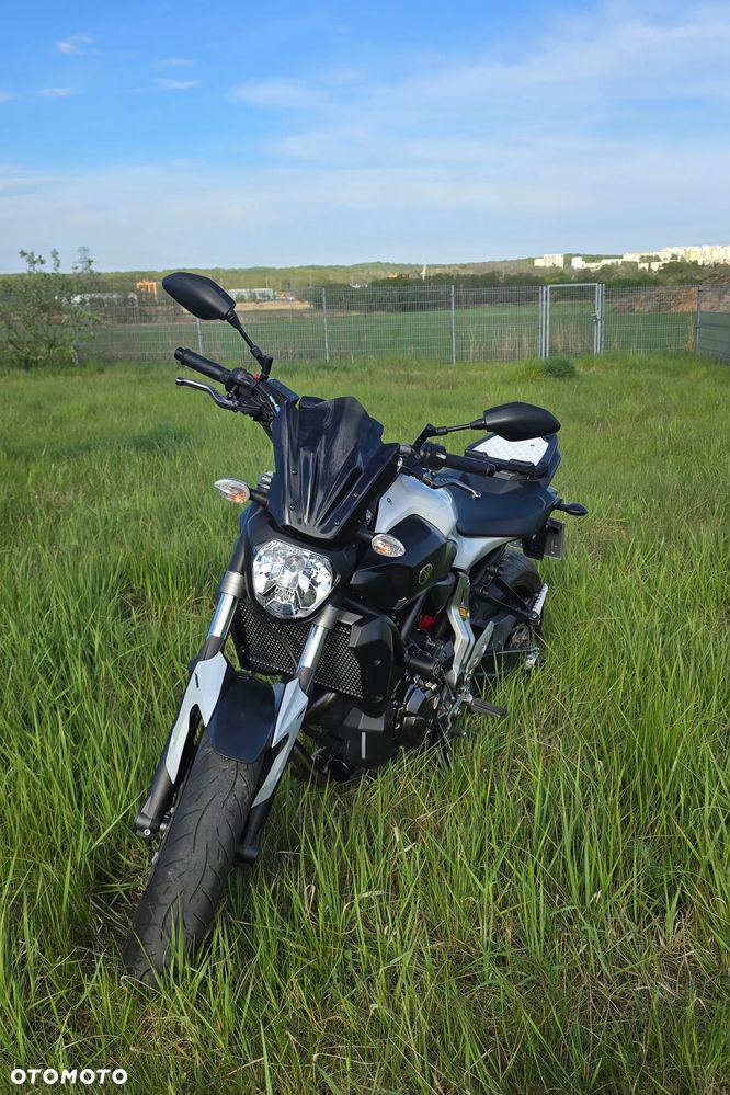 Yamaha MT - 4