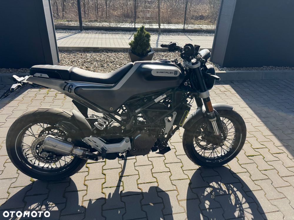Husqvarna Svartpilen - 12