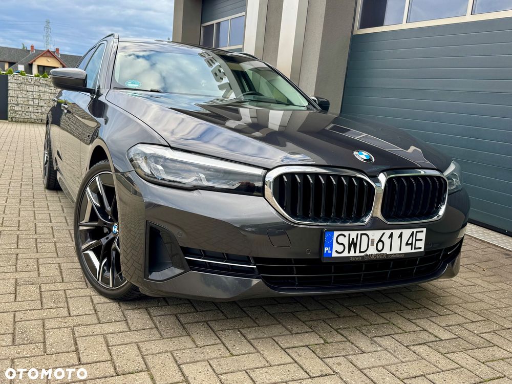 BMW Seria 5 - 36