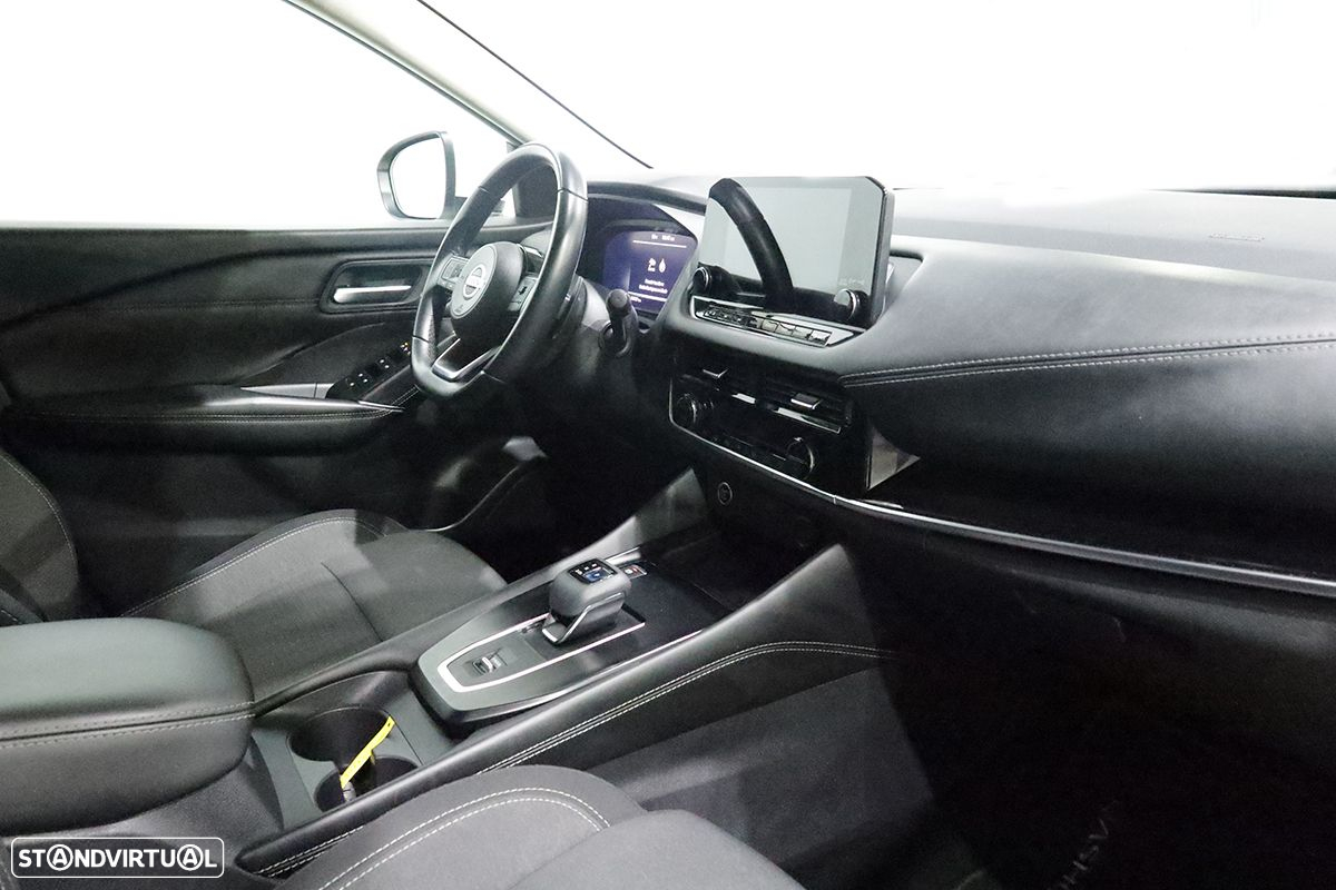 Nissan Qashqai 1.3 DIG-T N-Connecta Xtronic - 18