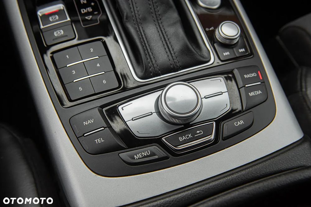 Audi A6 Avant 3.0 TDI quattro S tronic - 23