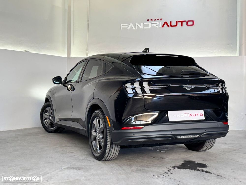 Ford Mustang Mach-E 72.6 kWh Base - 12