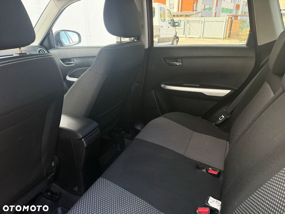 Suzuki Vitara 1.6 Comfort 2WD - 27
