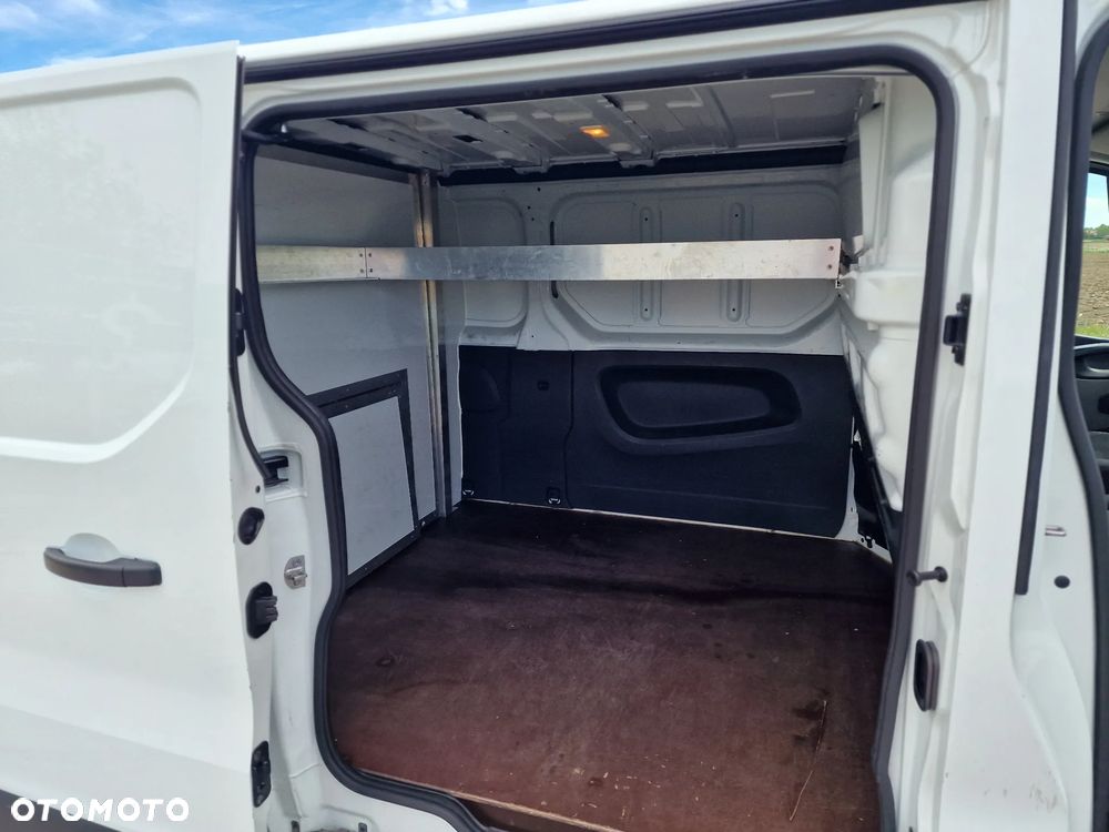 Renault Trafic - 21
