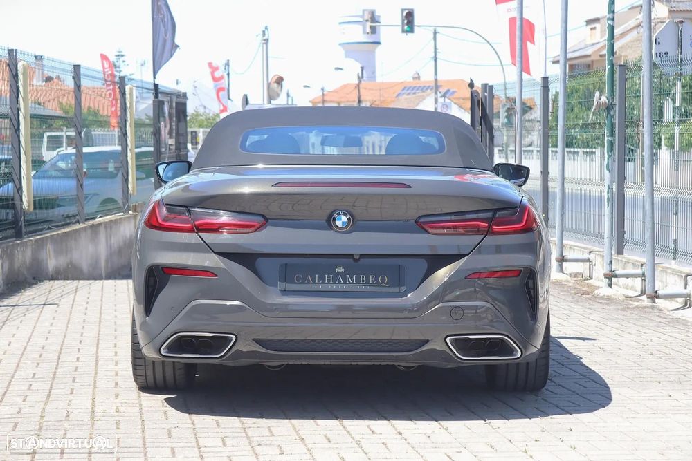 BMW M850i xDrive - 38