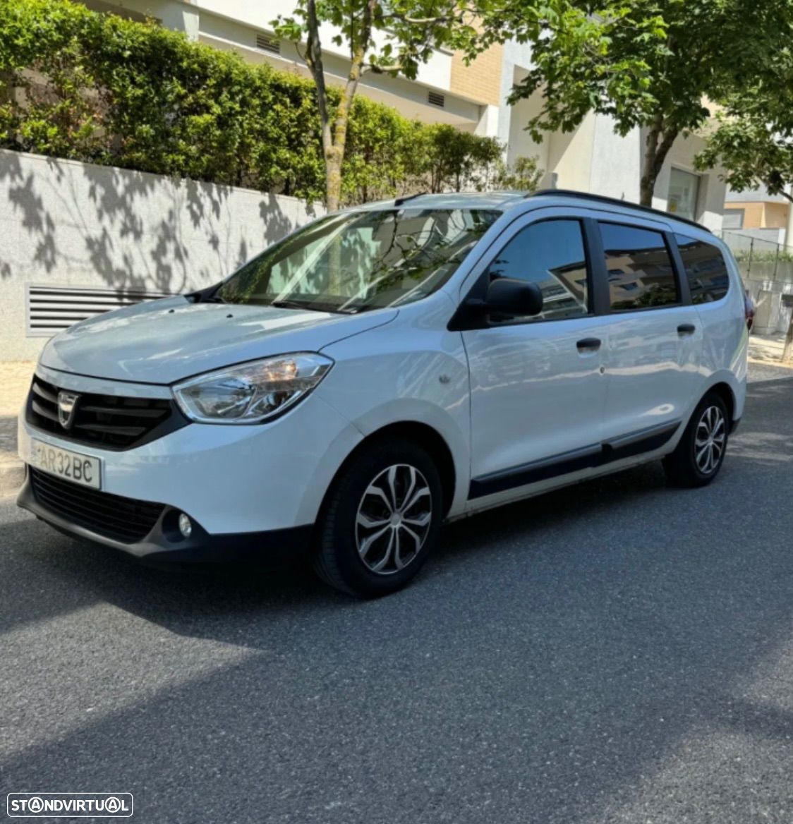 Dacia Lodgy 1.5 dCi Confort 7L - 1