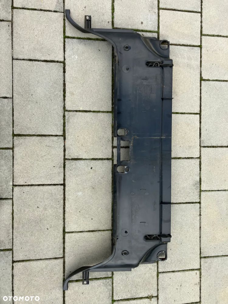 PAS TYLNY OSŁONA BAGAŻNIKA BMW E38 PLASTIK PODŁOGI 8157849 - 2
