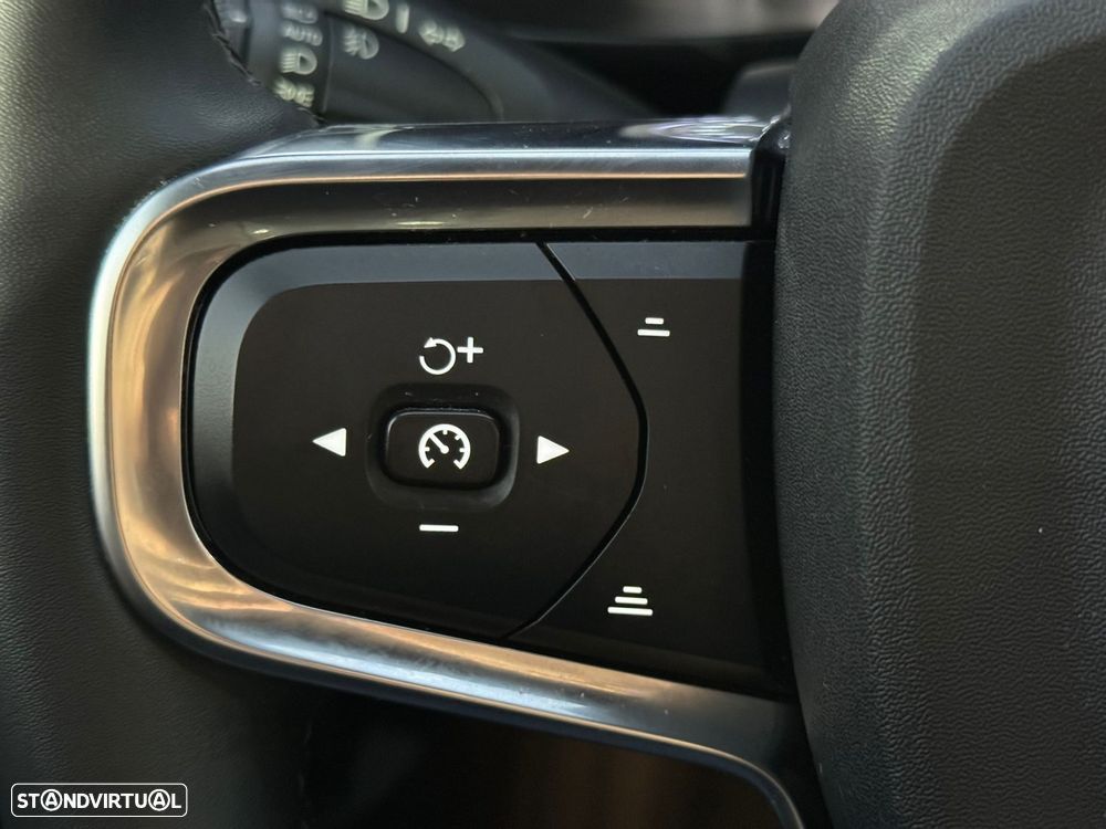 Volvo XC 40 1.5 T4 PHEV Plus Dark - 34