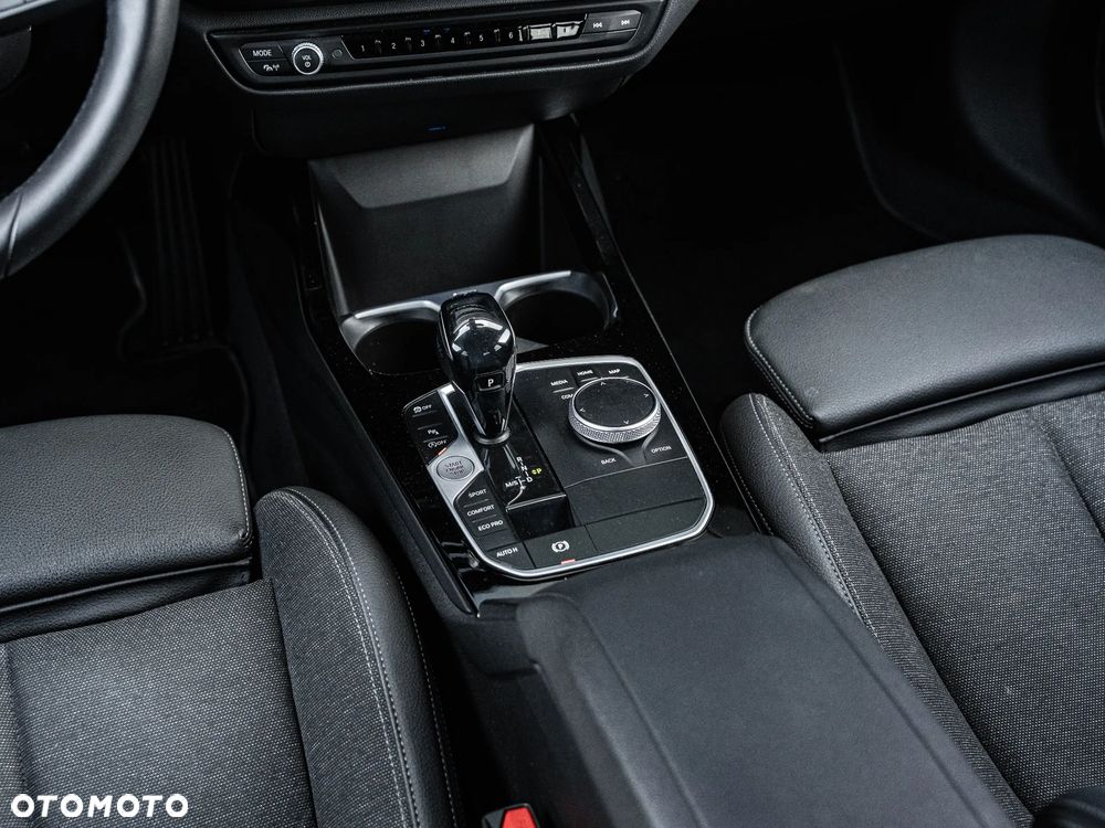 BMW Seria 2 218d Sport Line - 18