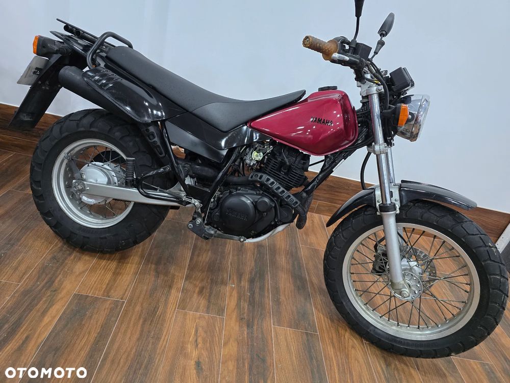 Yamaha TW - 1