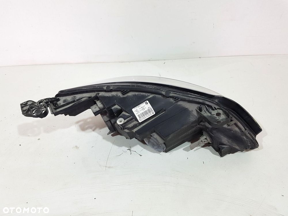 PEUGEOT 308 II 2 T9 LAMPA PRZÓD PRZEDNIA LEWA 9677523080 EURO ORYGINAŁ - 3