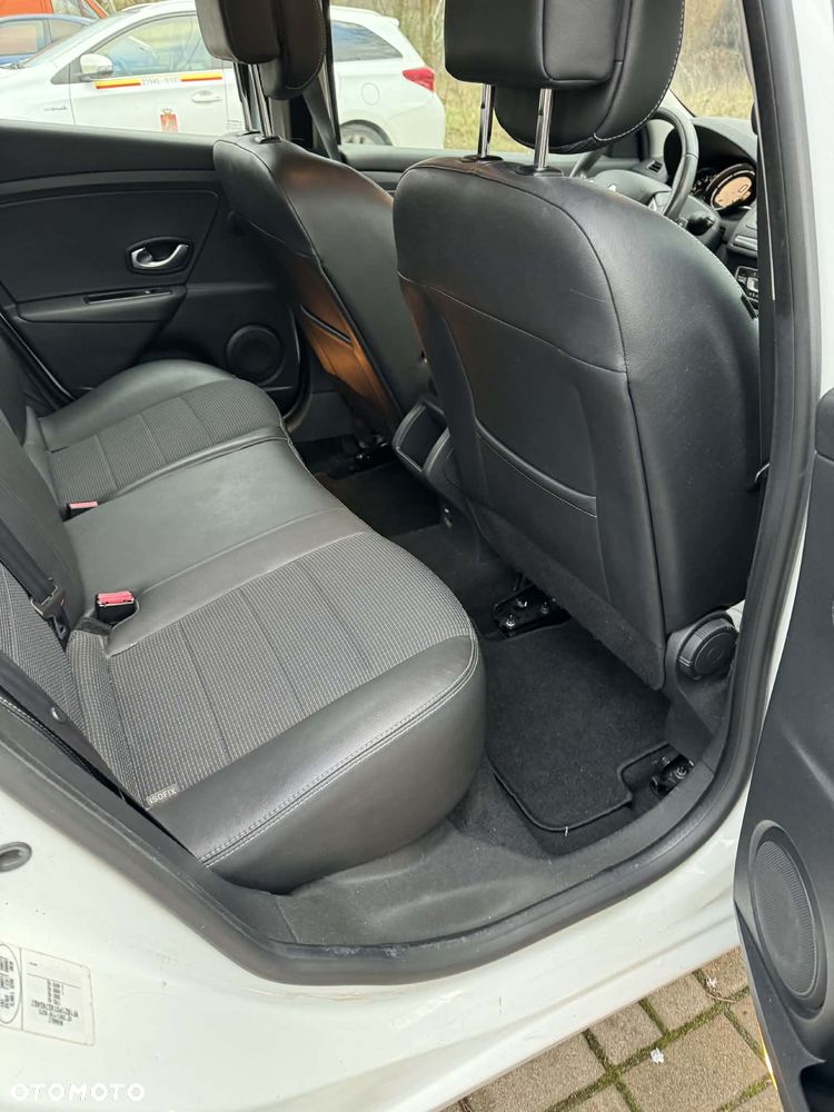 Renault Megane 2.0 140 CVT Bose Edition - 19