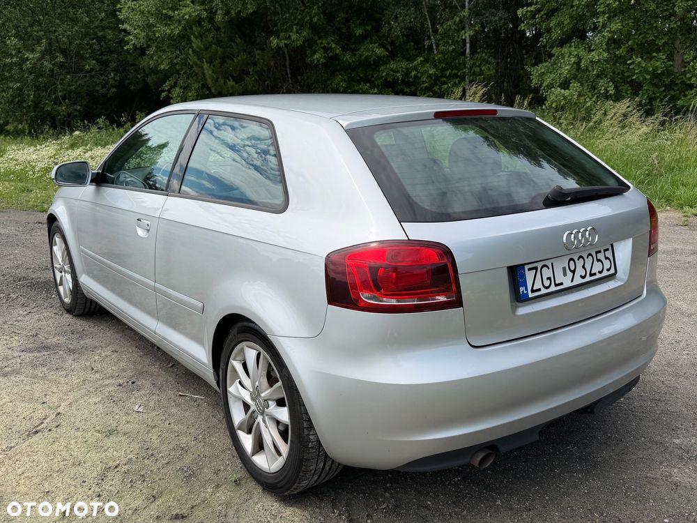 Audi A3 3-drzwiowe 2.0 TDI DPF Attraction - 18