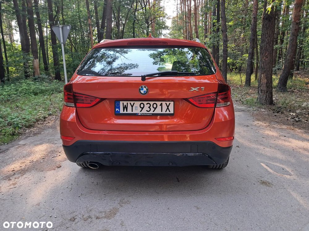 BMW X1 xDrive18d Sport Line - 6
