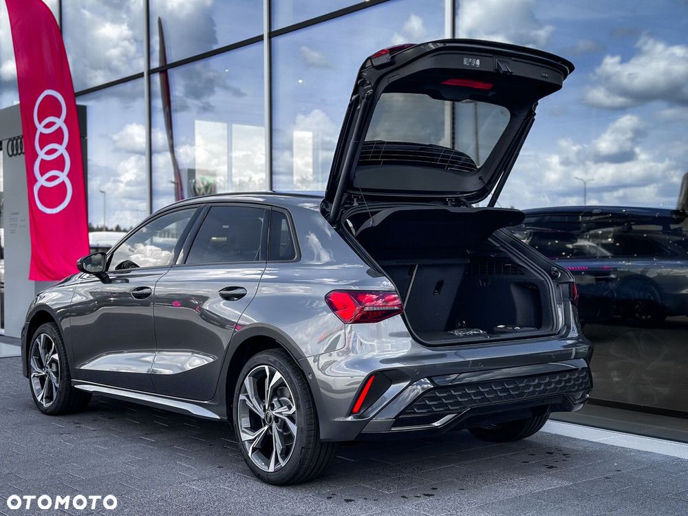 Audi A3 Sportback - 11