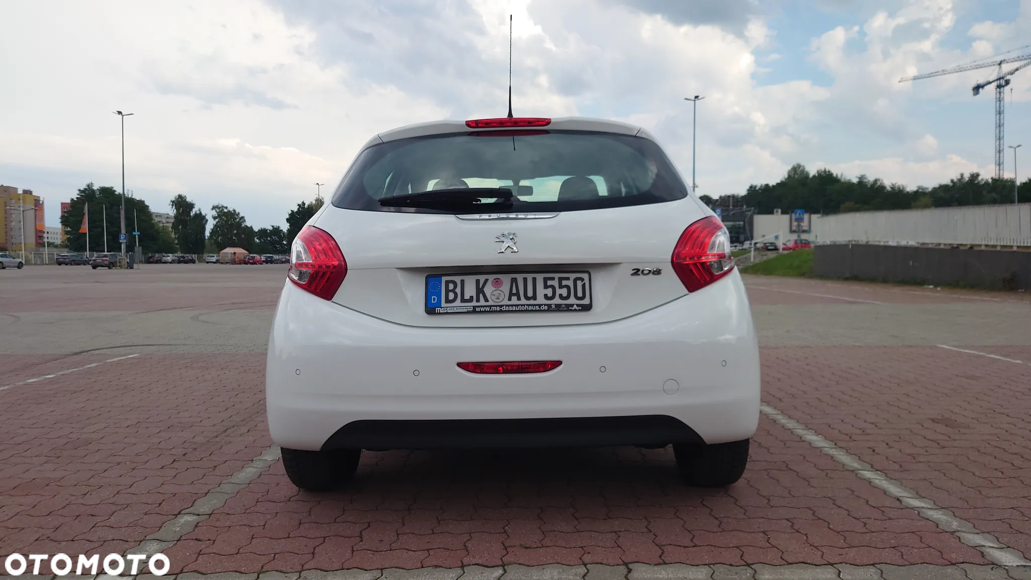 Peugeot 208 1.2 PureTech Active - 12