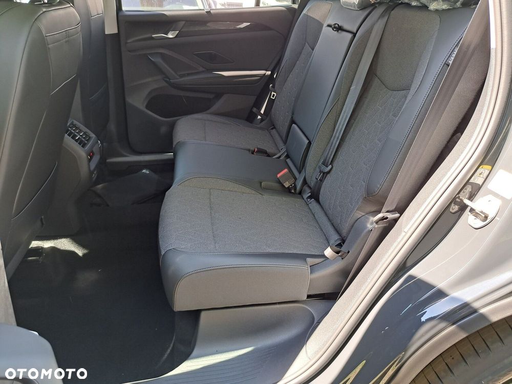 Volkswagen Tayron 2.0 TSI 4Mot Life Plus DSG - 11