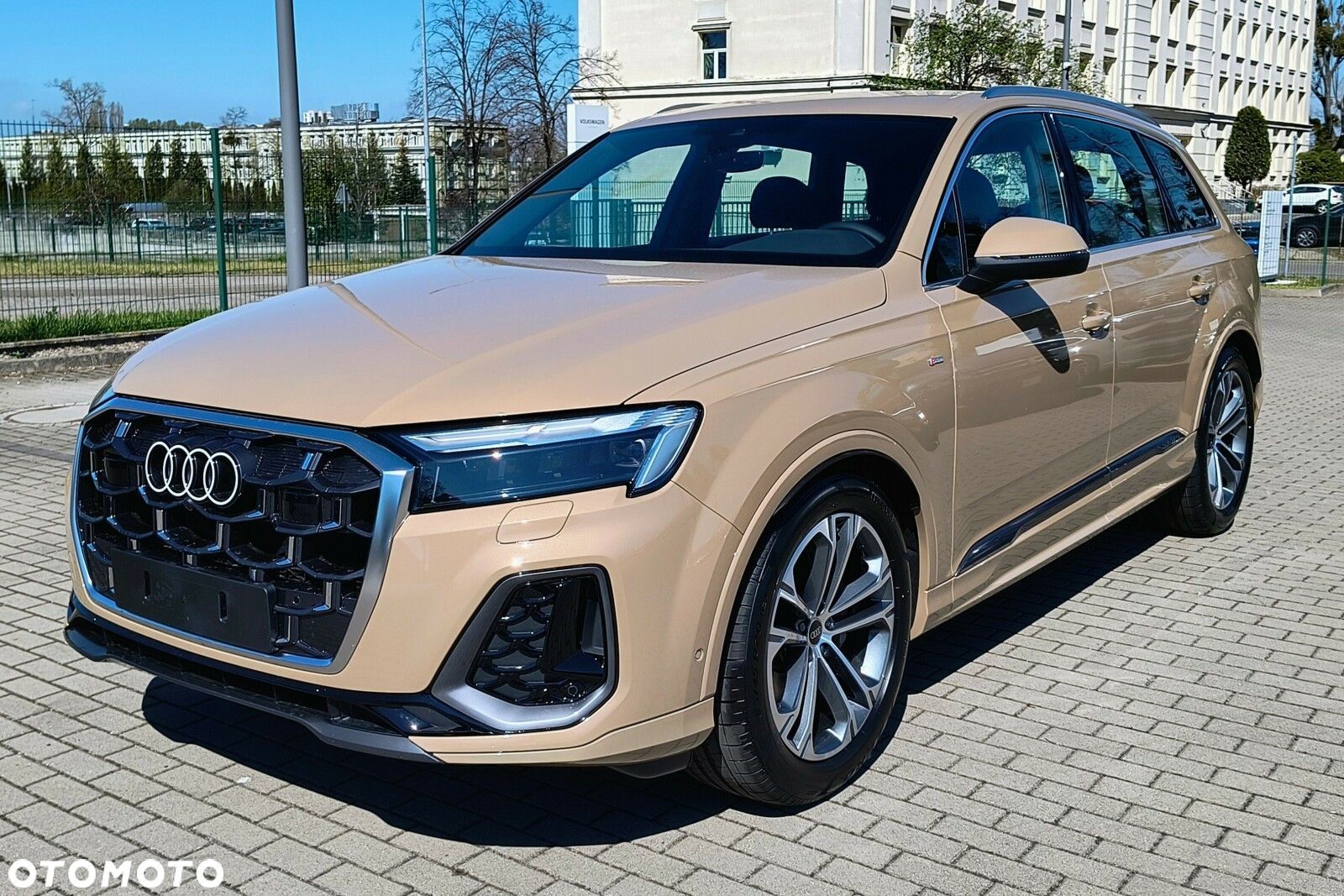 Audi Q7 - 1