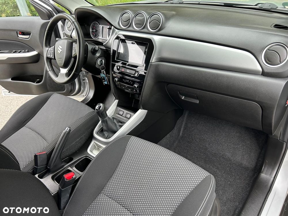 Suzuki Vitara 1.6 (4x2) Comfort+ - 24