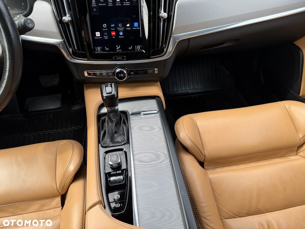 Volvo V90 D4 Geartronic Inscription - 22