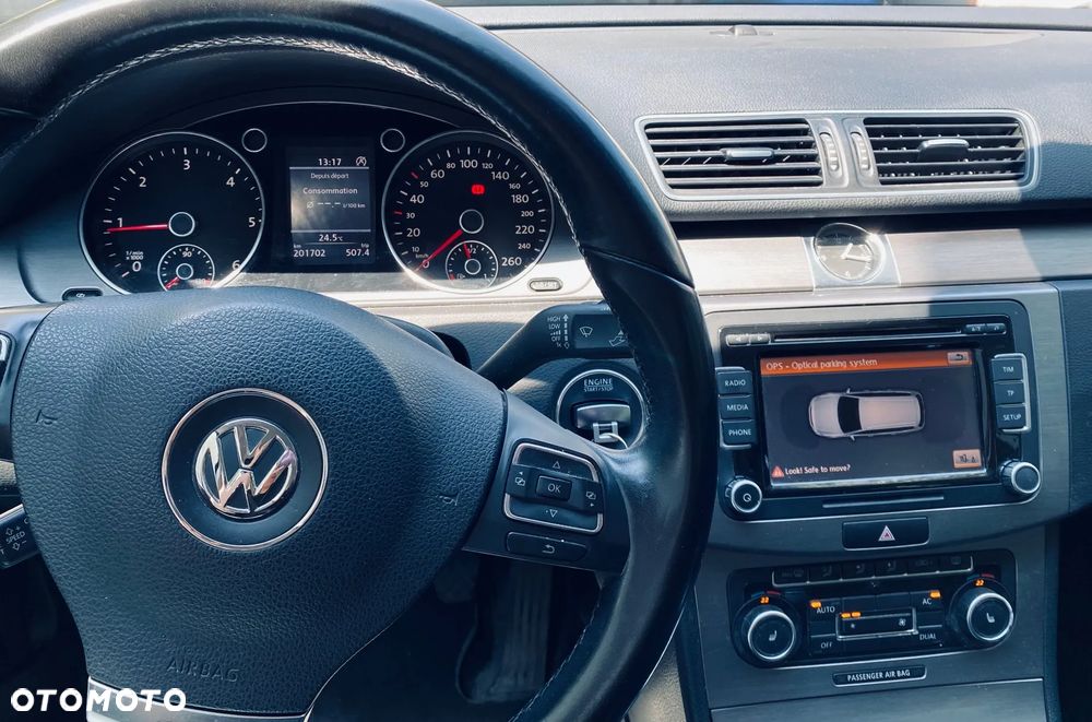 Volkswagen Passat - 6