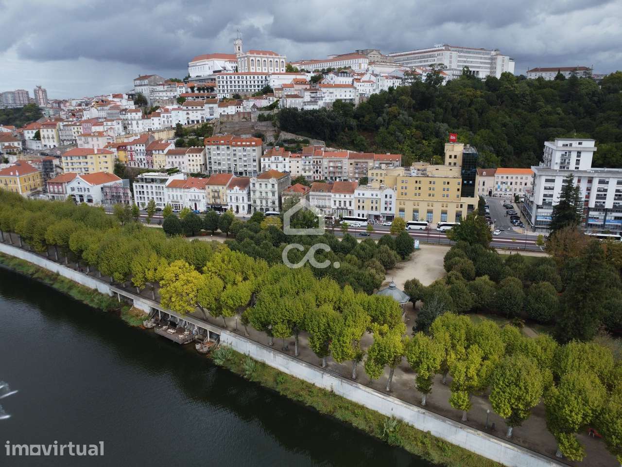 Escritório no Edificio Topázio com vistas para o jardim Botânico - Grande imagem: 2/10